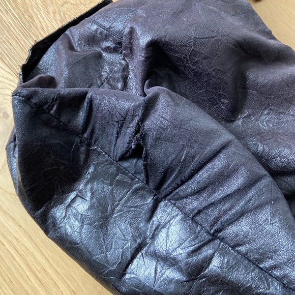 MATT & NAT Vegan Hobo Purse - Picture 12 of 12